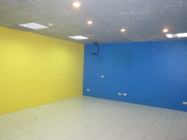 Area before the entrance