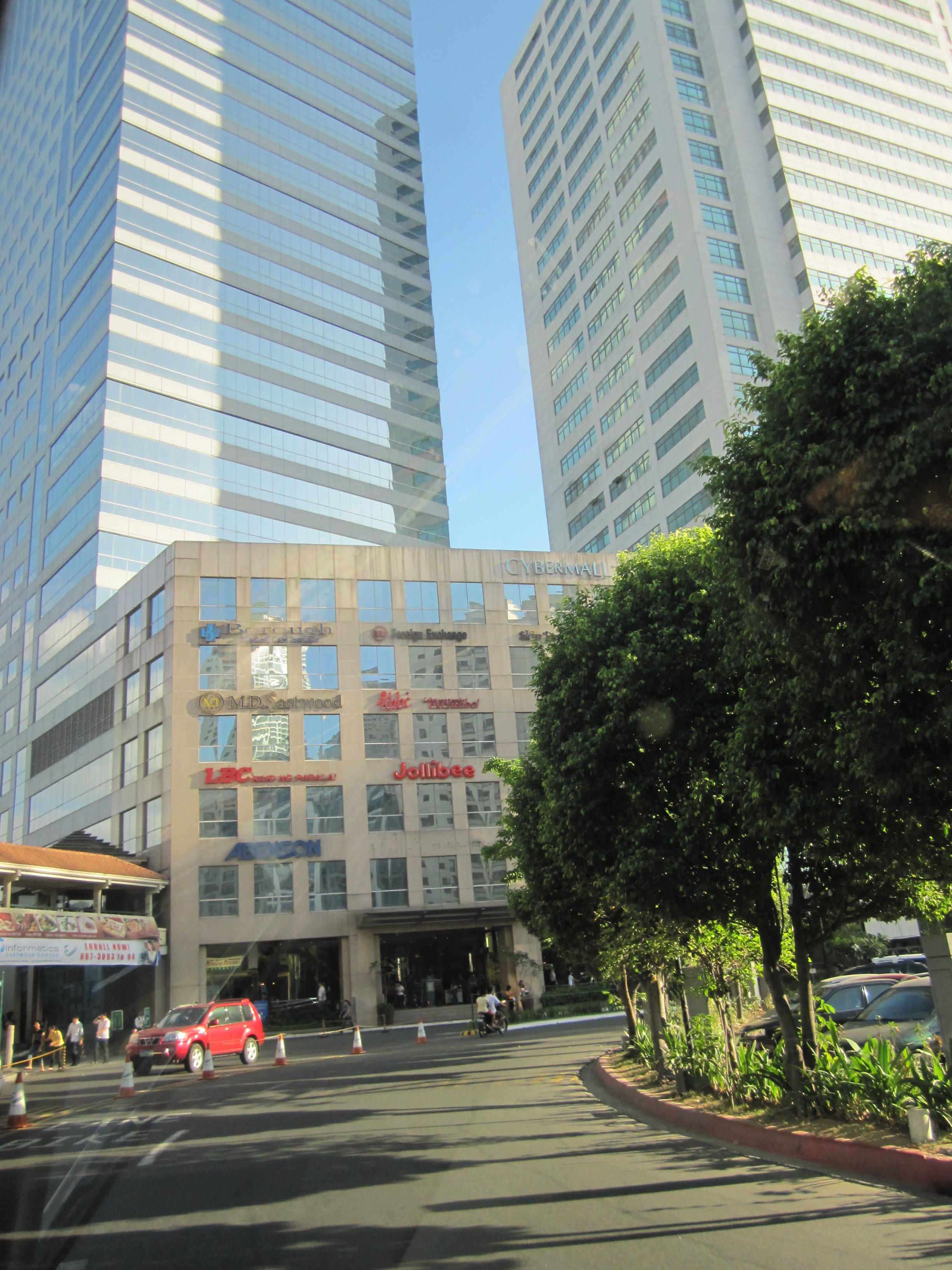 Cyber One Eastwood 1