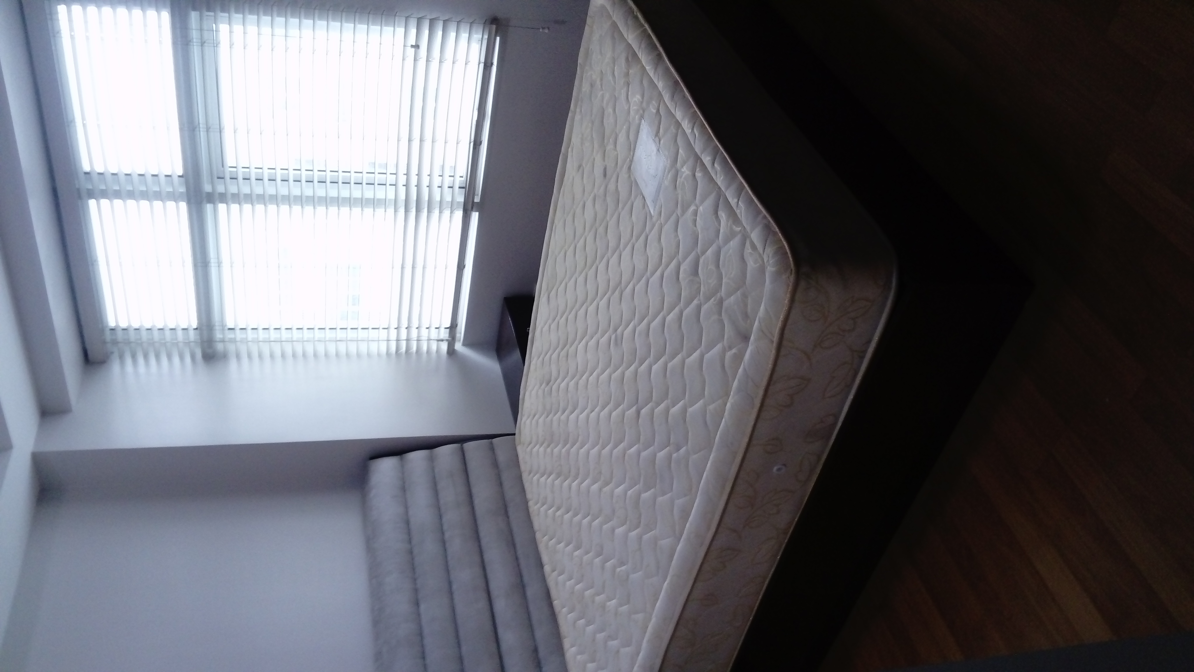 ENCINO : 2 bedroom loft type