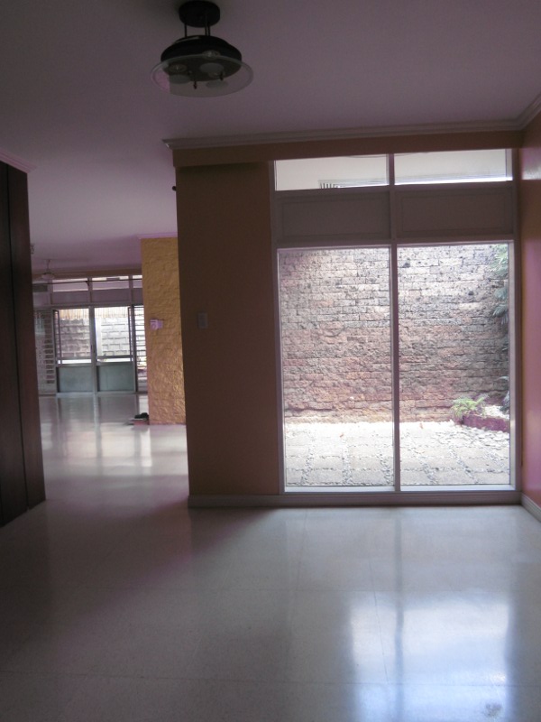 Den View 2