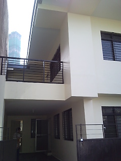 Entrance View 1
