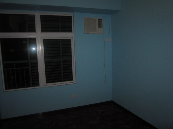 Two Serendra Three Bedroom with POOL AND GARDEN view - RUSH
