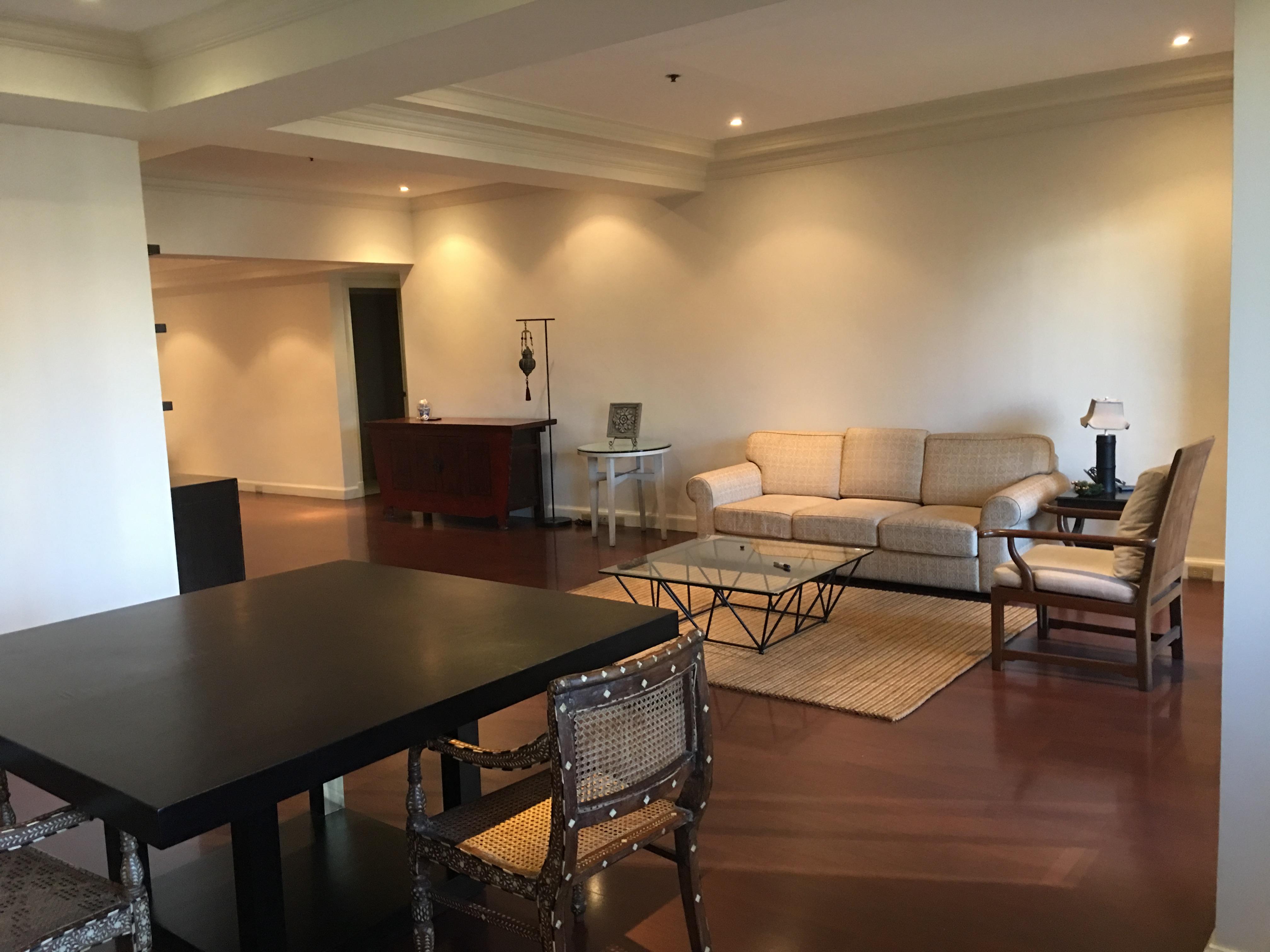 Liviing room area