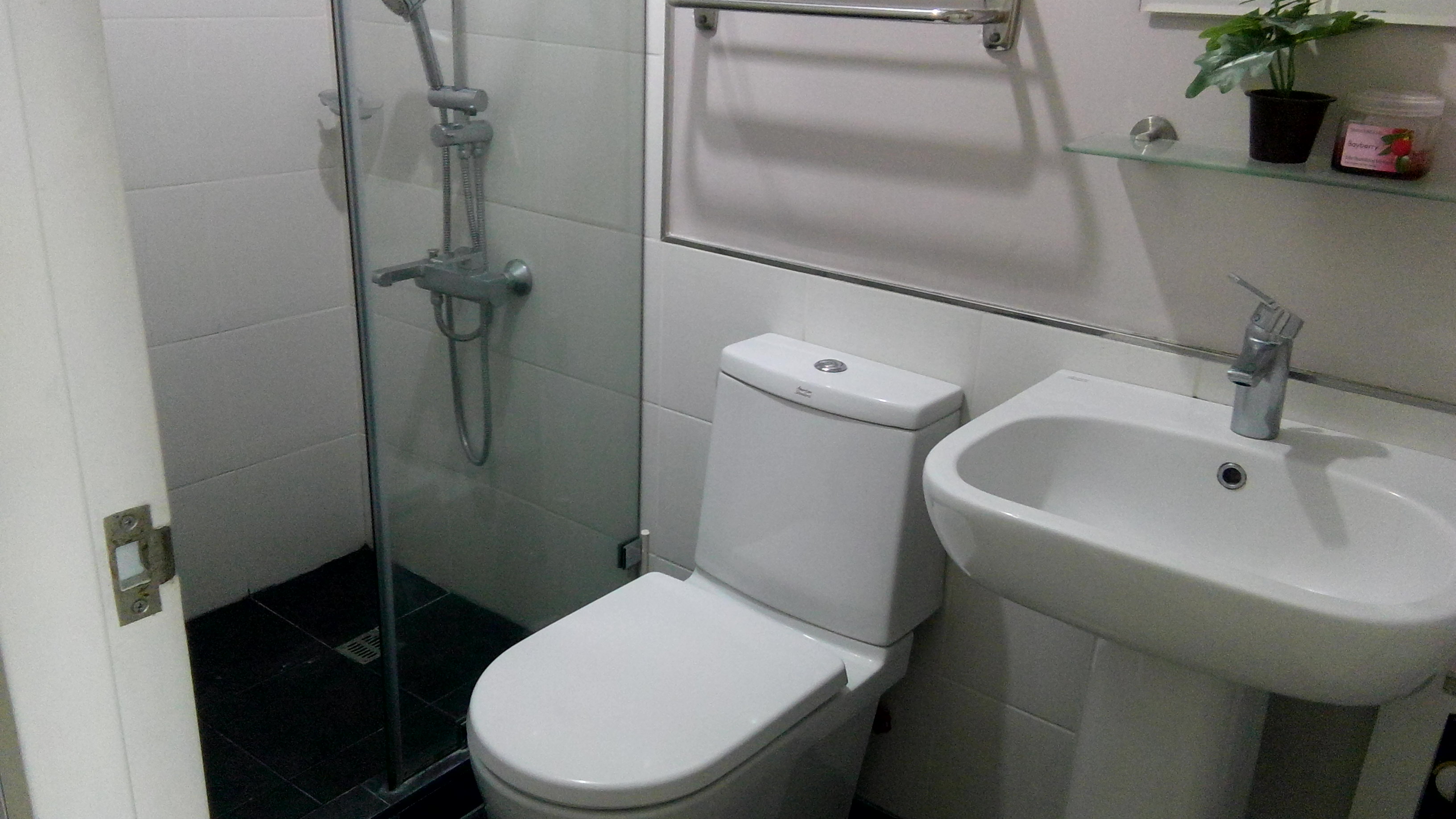 Red Oak One Bedroom Unit 1909 facing pool