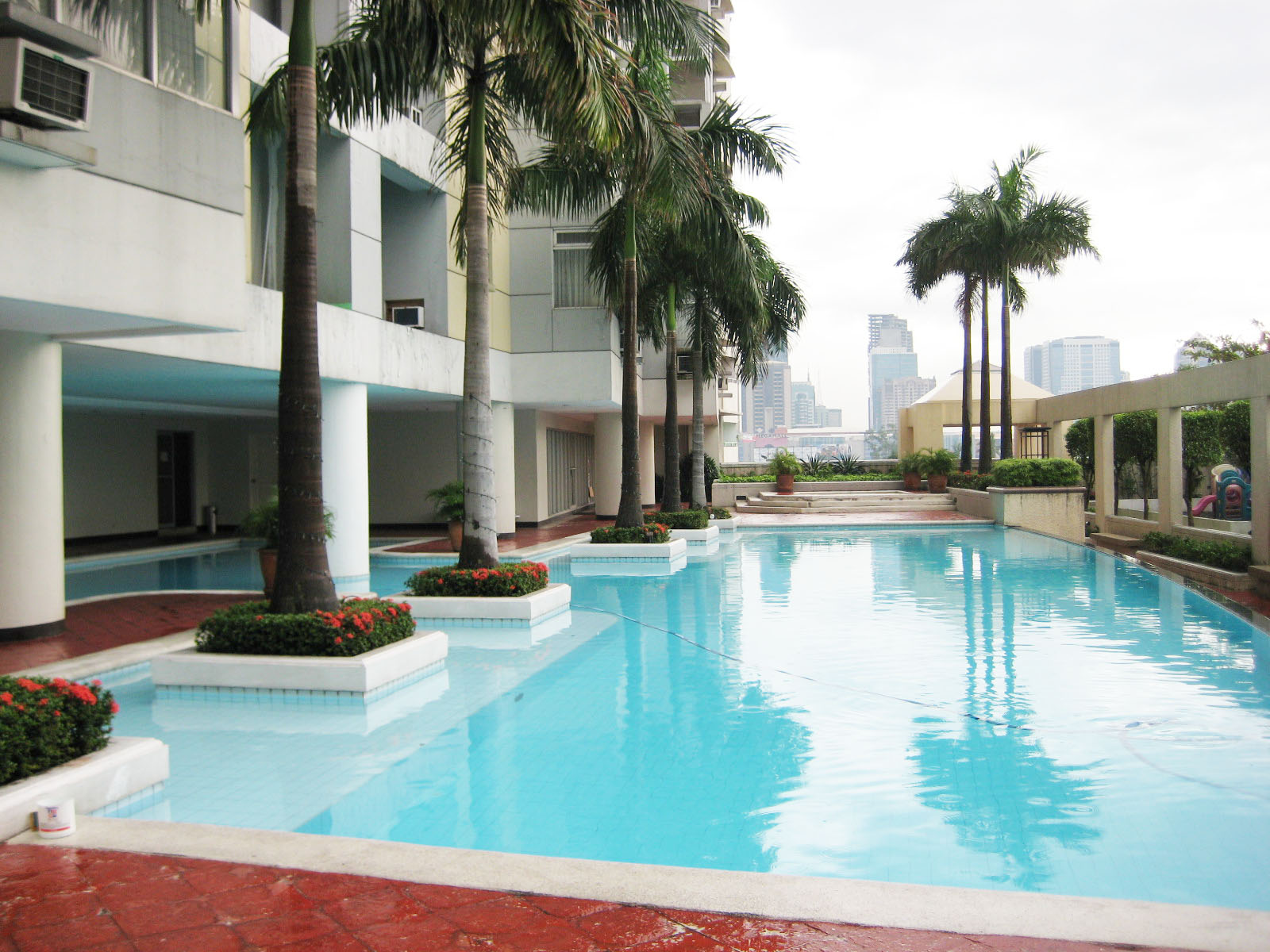 Pool View 2