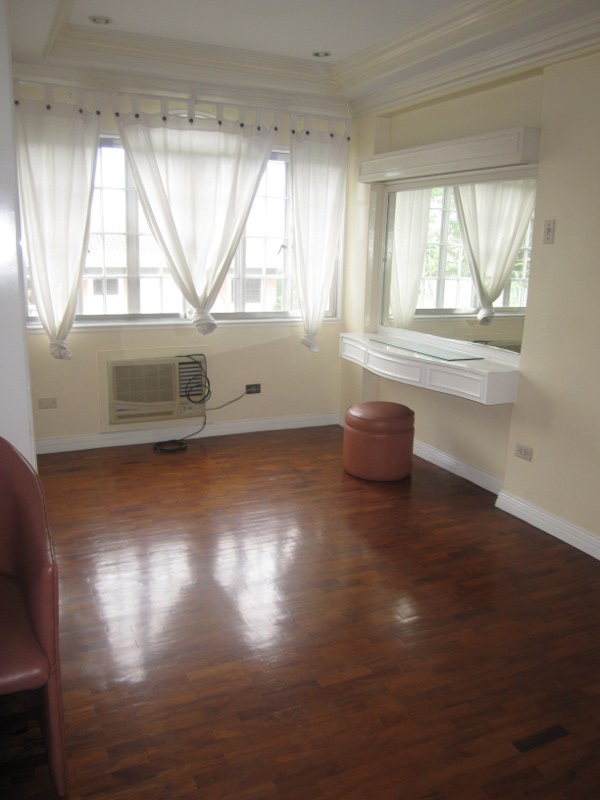 Room View 3