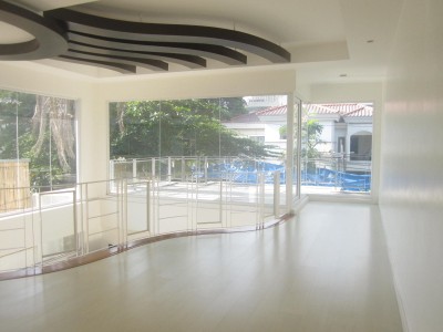 Room View 4