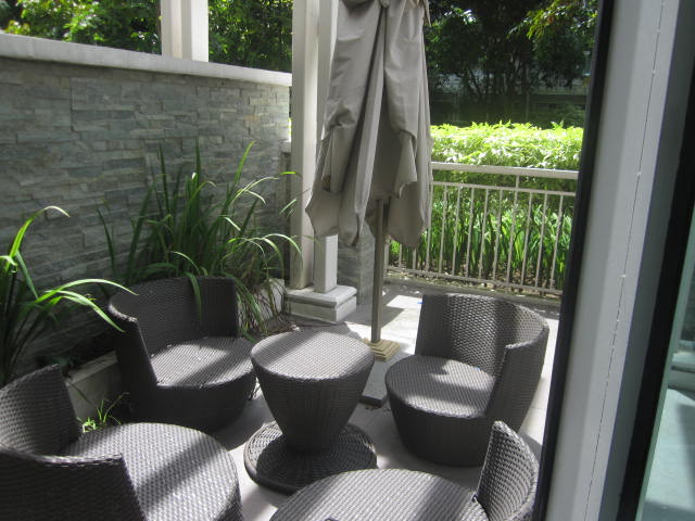 Two serendra 2br loft type for lease