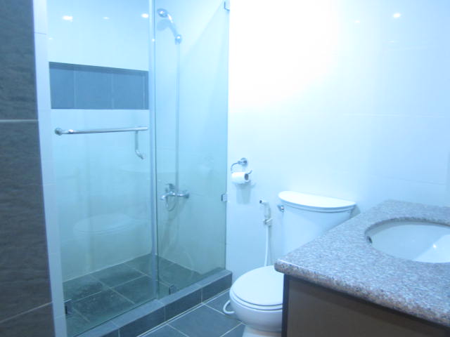 Two serendra 2br loft type for lease