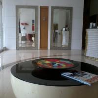  eastwood park residences lobby