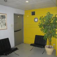 ONE CORPORATE PLAZA